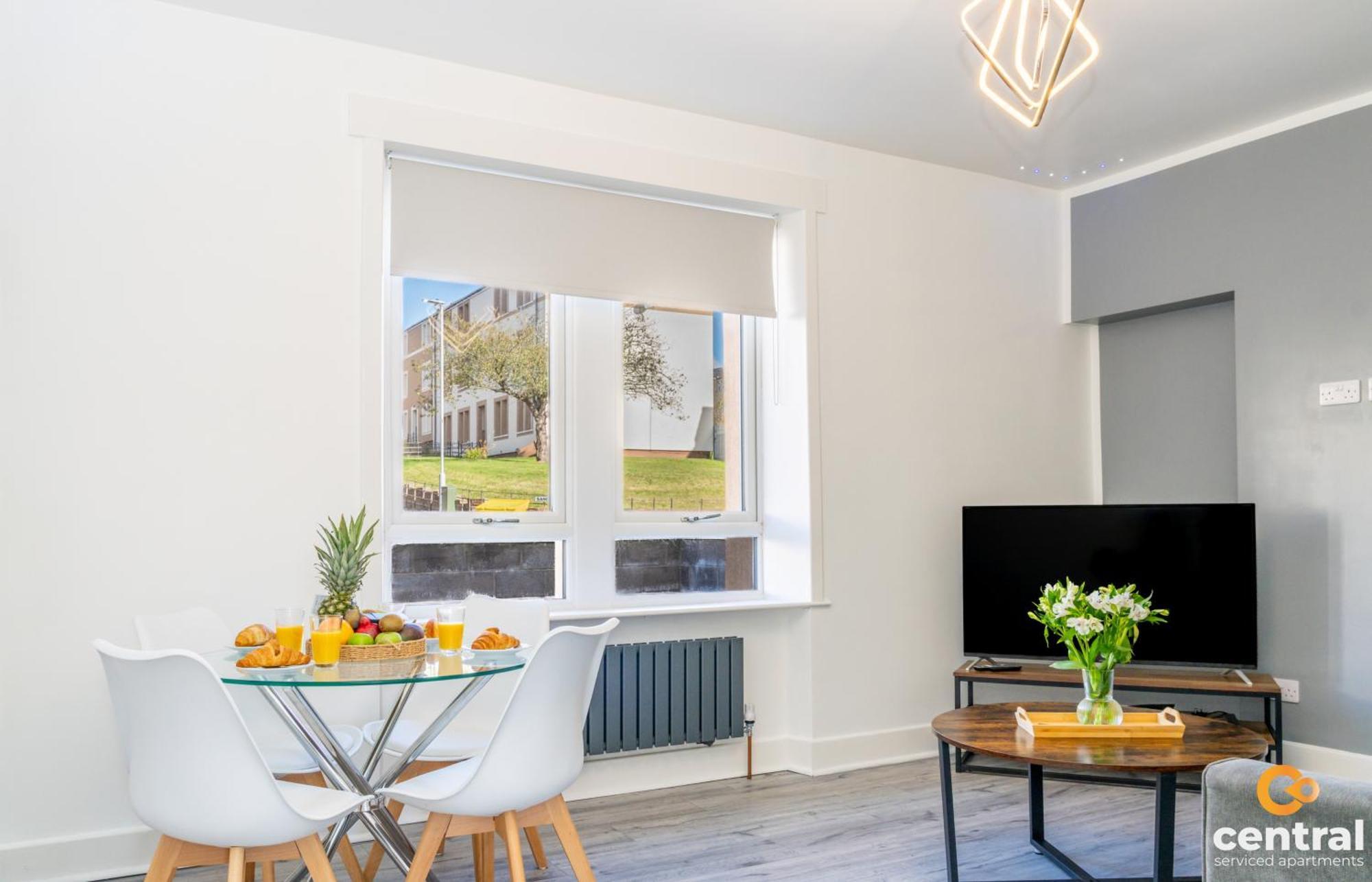 Central Serviced Apartments - 2 Bedroom - Free Street Parking - Fast Wifi - Smart Tvs In All Rooms - Ground Level - Family Neighbourhood - 3 X Double Beds - Heating 24-7 - Trade Stays - Weekly & Monthly Offers 邓迪 外观 照片