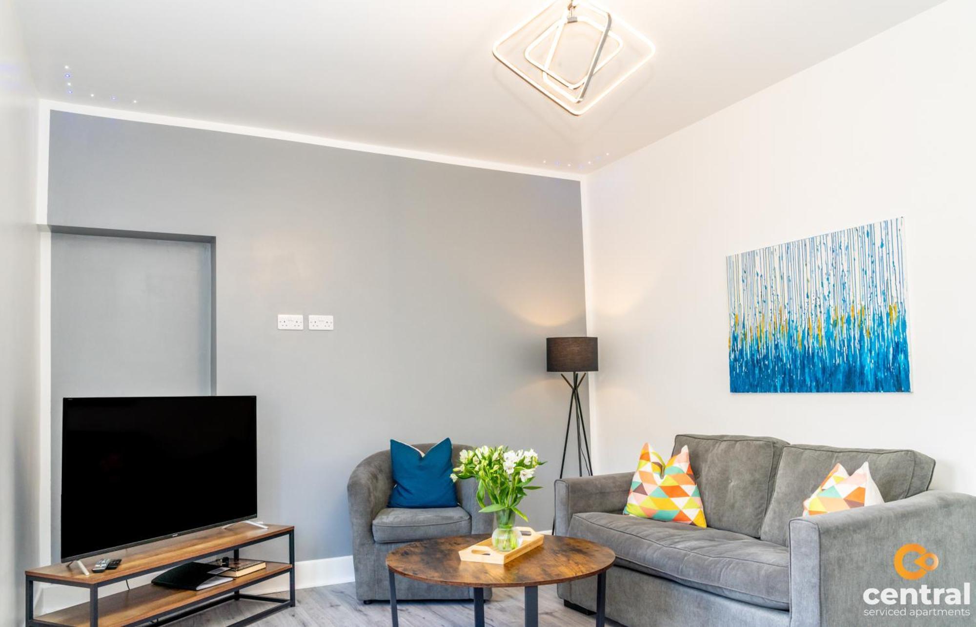 Central Serviced Apartments - 2 Bedroom - Free Street Parking - Fast Wifi - Smart Tvs In All Rooms - Ground Level - Family Neighbourhood - 3 X Double Beds - Heating 24-7 - Trade Stays - Weekly & Monthly Offers 邓迪 外观 照片