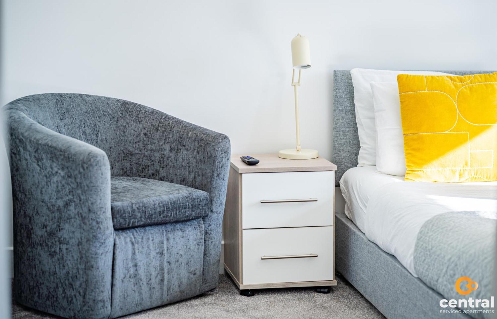 Central Serviced Apartments - 2 Bedroom - Free Street Parking - Fast Wifi - Smart Tvs In All Rooms - Ground Level - Family Neighbourhood - 3 X Double Beds - Heating 24-7 - Trade Stays - Weekly & Monthly Offers 邓迪 外观 照片