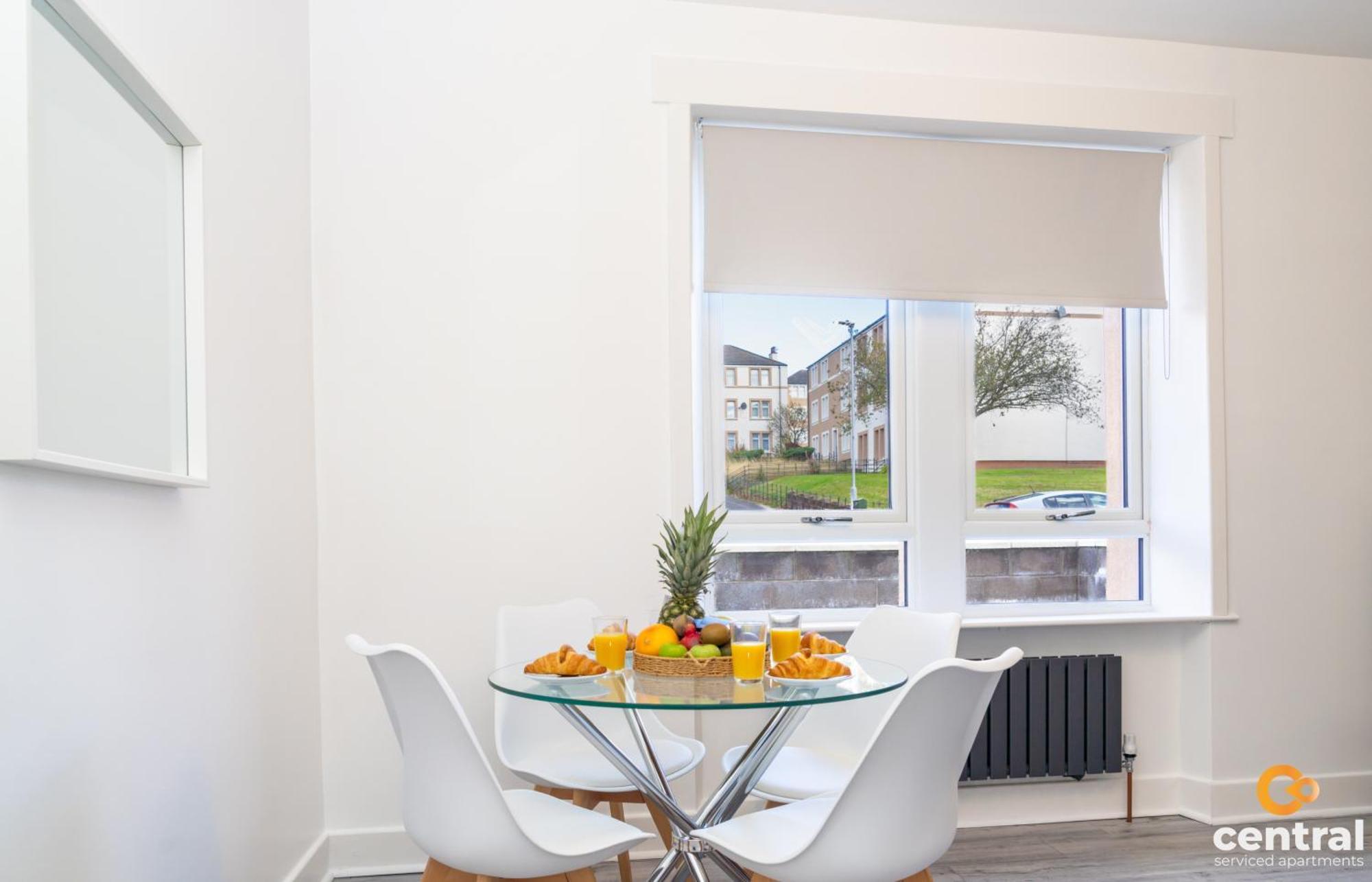 Central Serviced Apartments - 2 Bedroom - Free Street Parking - Fast Wifi - Smart Tvs In All Rooms - Ground Level - Family Neighbourhood - 3 X Double Beds - Heating 24-7 - Trade Stays - Weekly & Monthly Offers 邓迪 外观 照片